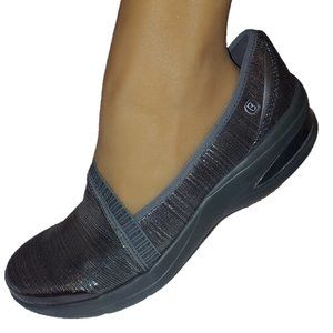 BZees RODEO Silver Slip On Loafer Size 10W